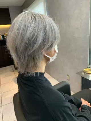 ショート カラー メンズ 透明感/ブリーチ縮毛 /髪質改善/星野純一のヘアスタイル