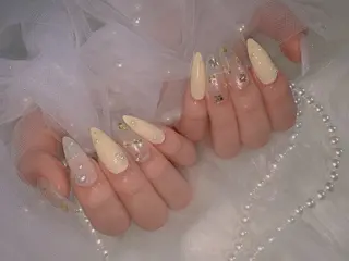 ネイル CHARIS yunaのネイルデザイン