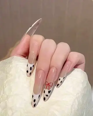 ネイル VIVIAN エイのネイルデザイン