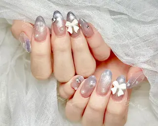 ネイル 🦋 Queenieのネイルデザイン