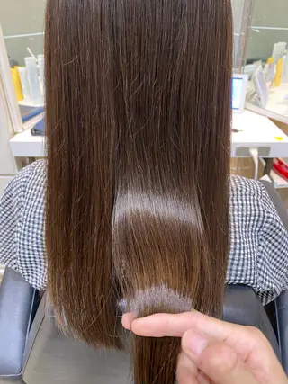 ミディアム modek's tokyo所属・顔周りレイヤー ☺︎shunのヘアスタイル