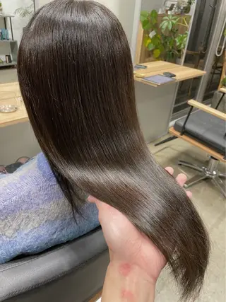 ロング 津田 七美希のヘアスタイル