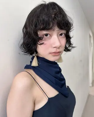 ショート パーマ FILMS / yuuna 🦢🫗のヘアスタイル