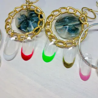 カラー カメレオン ネイルのエステ・リラクイメージ