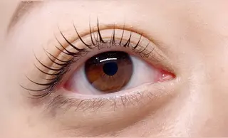 マツエク・マツパ BRISE erikaの眉毛・アイブロウイメージ