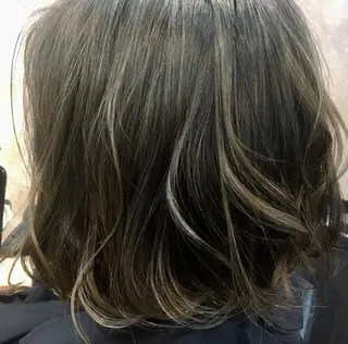 ショート カラー 🤍デザインカラー 特化🤍HIROのヘアスタイル