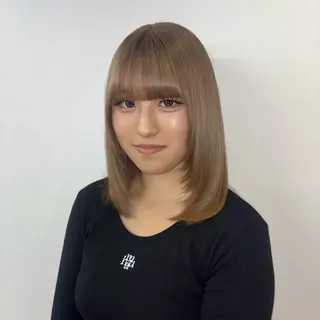 セミロング カラー Ren. 🦋デザインカラーのヘアスタイル