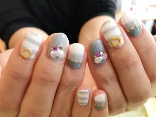 ネイル Lefreak (レフリーク).のネイルデザイン