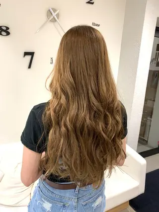 ロング カラー 松吉 純平のヘアスタイル