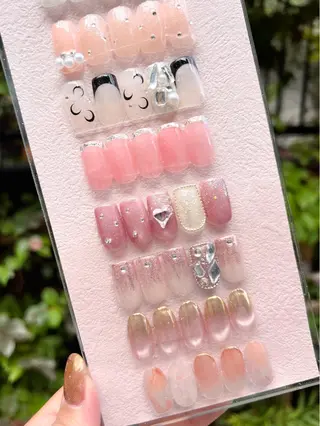 ネイル LEFTNAILS フィルインニュアンスのネイルデザイン