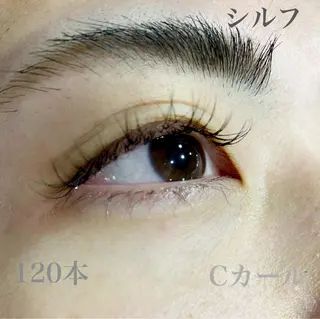 マツエク・マツパ 小林 美央のヘアスタイル