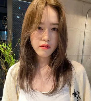 ロング カラー ボブ／レイヤー／艶 🦕risa  森下のヘアスタイル