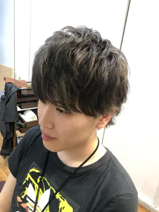 ミディアム 【.ico】心斎橋 飛田ゆうきのヘアスタイル
