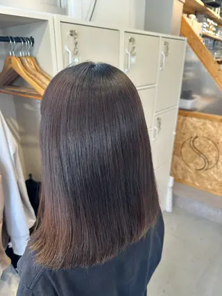 ミディアム 松本 莉央のヘアスタイル