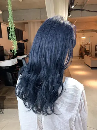 ロング カラー momo 岡崎のヘアスタイル