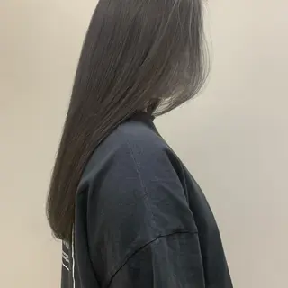 ロング カラー SiiＱbyLuca所属・鈴木 まりやのヘアスタイル