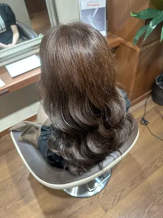 ロング カラー RINA .のヘアスタイル