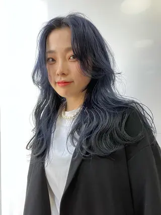 ロング カラー ヘアアレンジ 🫧🇰🇷韓国ヘア レイヤー🐺Yutaのヘアスタイル