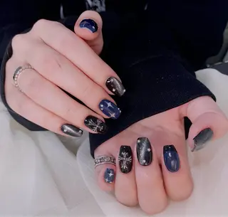 ネイル ゆず秋葉原 Vickyのネイルデザイン