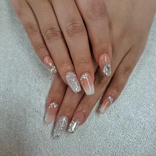 ネイル 河野ちえ (雑誌掲載サロン)のネイルデザイン