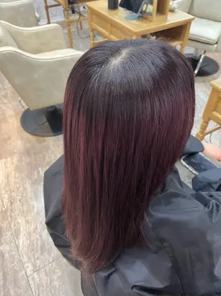 セミロング カラー 飯島 愛深のヘアスタイル