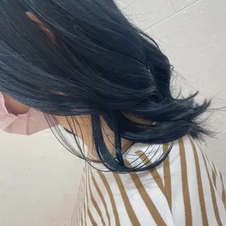 ミディアム 安田 柚月のヘアスタイル