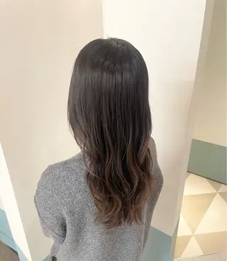 ミディアム カラー パーマ 森山 陽菜のヘアスタイル