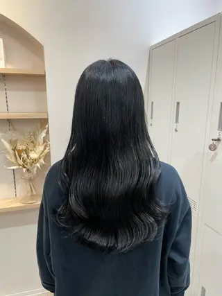 ロング カラー REINA ISHIDOのヘアスタイル
