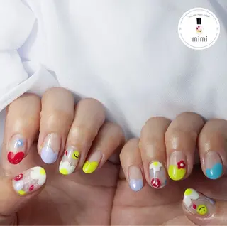 ネイル mimi 高石桃朱のネイルデザイン