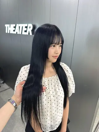 ロング カラー 暗髪🩶ラベンダー/ ブルー/ユウナ🤍のヘアスタイル