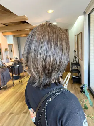 カラー 堀 望美のヘアスタイル