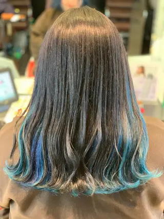 ロング カラー 坂井 水菜美のヘアスタイル