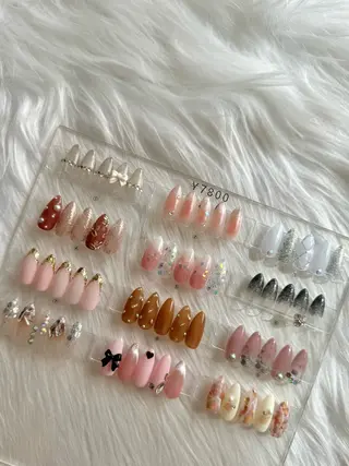 ネイル FULL MOONのネイルデザイン