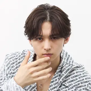 ショート カラー パーマ メンズ 🔥メンズ🔥かっこ いいが正義！代表柿崎のヘアスタイル