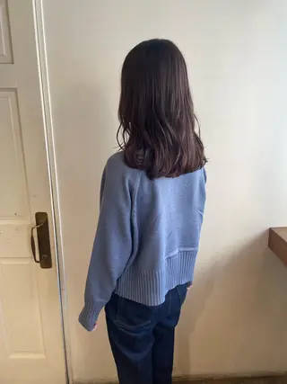 ミディアム カラー MIOベージュカラー 柔らかいカラーのヘアスタイル