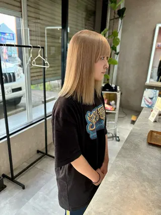 ミディアム カラー 長谷川 湧のヘアスタイル