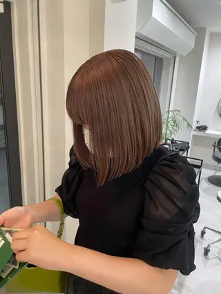 ミディアム カラー Koto🌿 ブリーチなしカラーのヘアスタイル