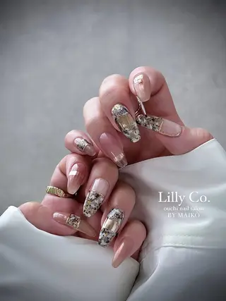 ネイル Lilly Co.のネイルデザイン
