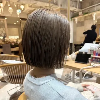 ミディアム カラー damask roseのヘアスタイル