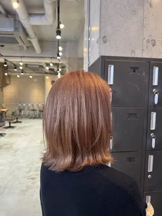 ショート カラー 山本 望華のヘアスタイル