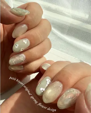 ネイル pétit所属・pétit hiyoriのネイルデザイン
