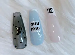 ネイル le'a-レア-【ア イ×ネイル×眉】のネイルデザイン