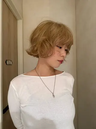 ショート 透明感カラー/ Yuzu/ベージュのヘアスタイル