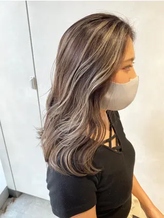 セミロング カラー メンズ #ブリーチカラー Akihoのヘアスタイル