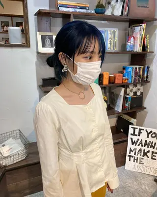 セミロング 金田 夏野のヘアスタイル