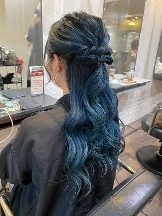 ヘアアレンジ 梅田ハイトーン チダ ヒナノのヘアスタイル