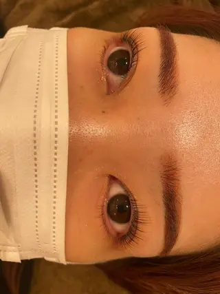 マツエク・マツパ アサト チヨノのヘアスタイル