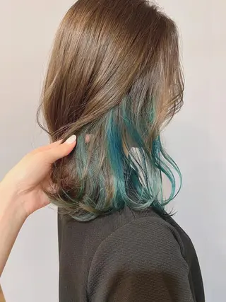 ミディアム カラー 宮原 佳苗のヘアスタイル