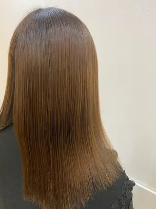 セミロング たけだゆめ ダブルカラーのヘアスタイル