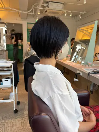 ショート カラー ぷる艶カラー🌈 艶髪矯正✨遠藤龍雅のヘアスタイル